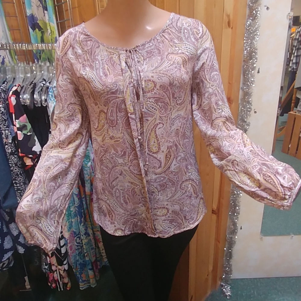 Pastel Button Up